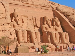 Ausflug-nach-abu-simbel-Luxor-ausflug-Edfu-kom-Ombo-Nach-Asuan-von-Marsa-Alam-ausflug-preis-abu-simbel-von-marsa-alam