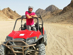 Super-Safari-Hurghada-Wüstentour-Jeep-Safari-Hurghada-Ausflüge-Hurghada-Jeep-Safari-Tour-Wüsten-Quad-Farrahd-Hurghada