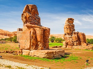 kolossale-Statuen-von-Memnon-optimalguide