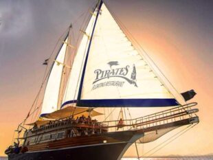 Ausflug Piratenfahrt segelboot zur Orange Bay ab Hurghada schnorcheln Ausflug